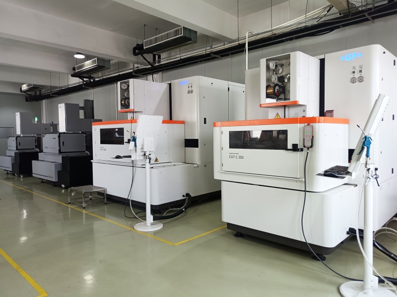 数控电火花线切割机床