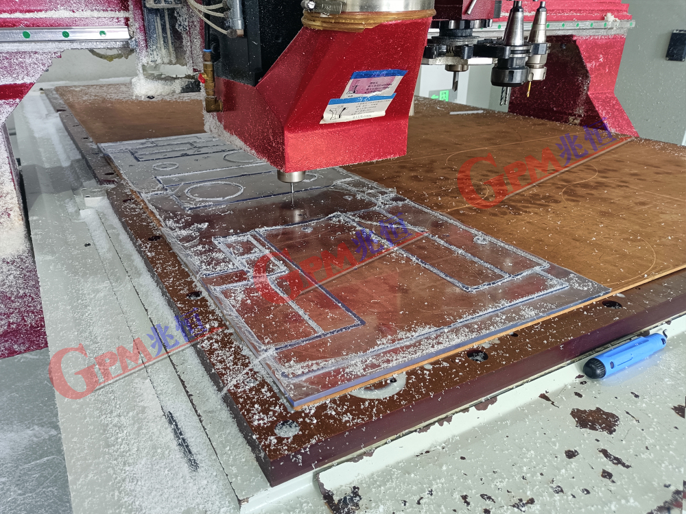 机械加工实景照片 8：雕刻机（三轴）